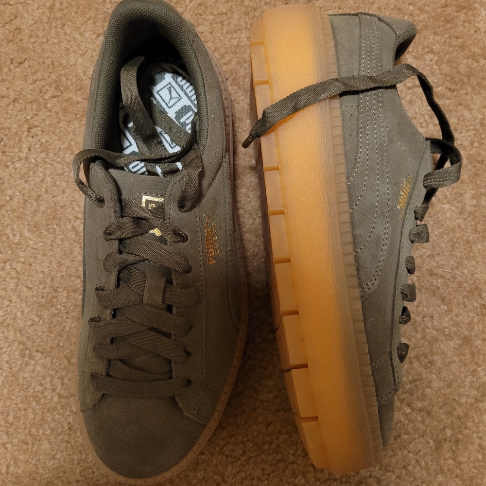 Puma sneakers